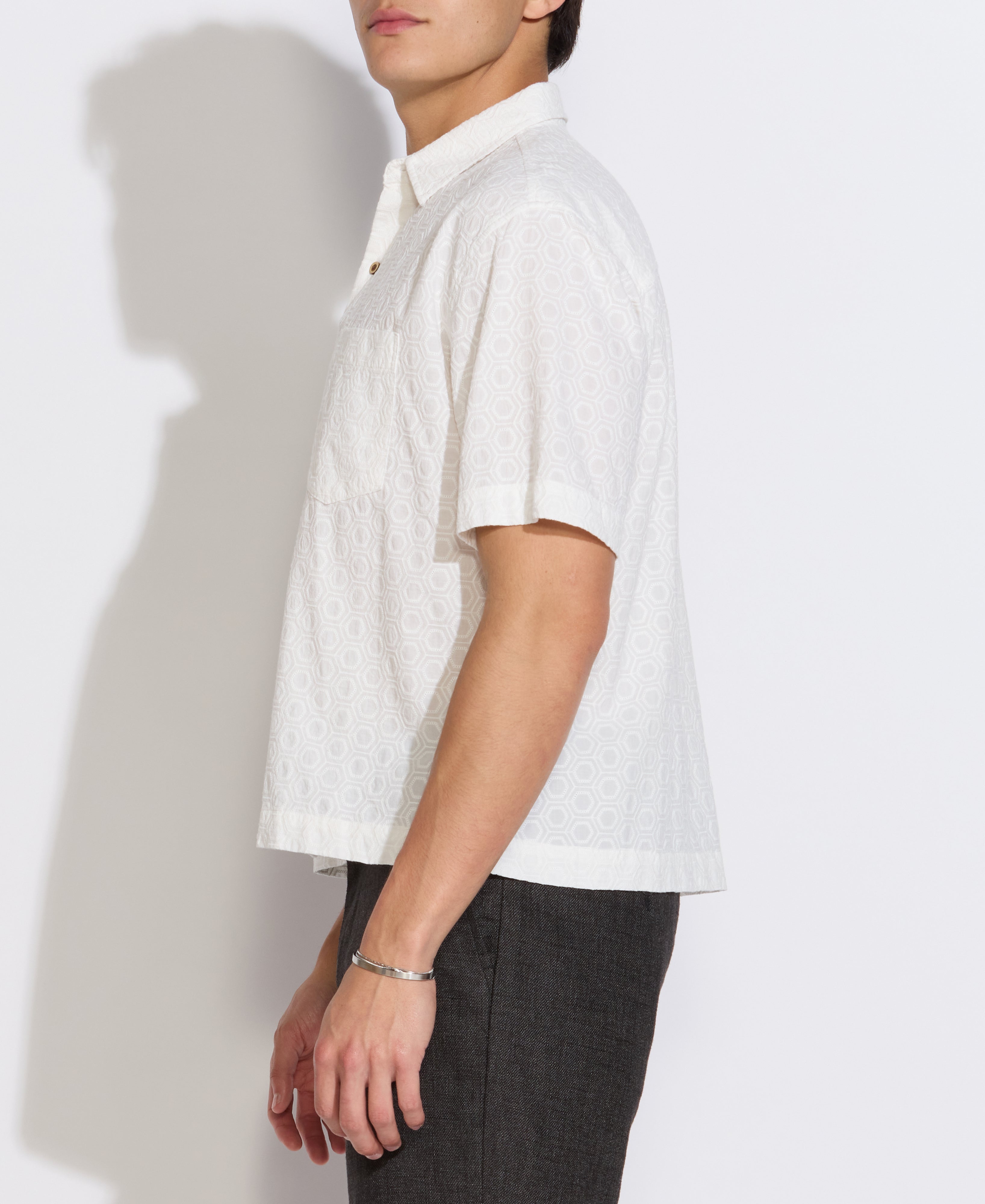 HASANI | boxy fit woven shirt | white
