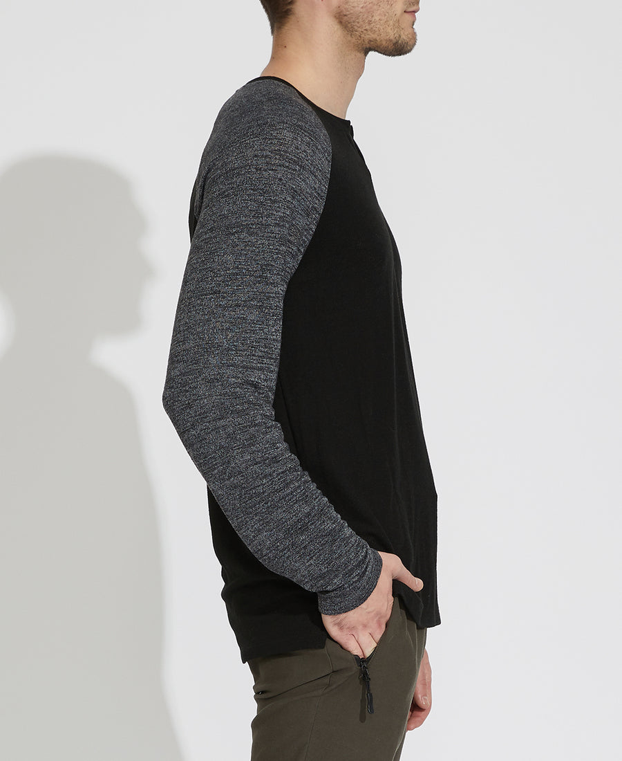 Rawlings Raglan Knit Shirt (Black/Charcoal)